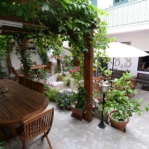 Bed & Breakfast Alberini, Noto